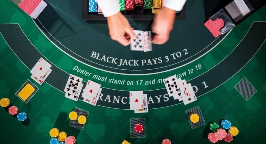 Blackjack Online 2025: Los mejores casinos, reglas y estrategias ganadoras